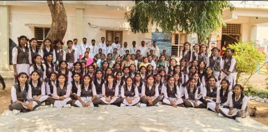 ఏకలవ్య మోడల్ రెసిడెన్షియల్ స్కూలుకు 10వ తరగతిలో 100 శాతం ఫలితాలు