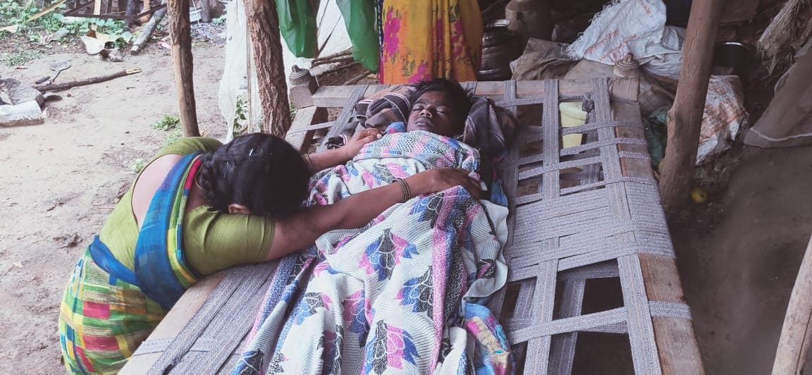 పిడుగుపాటుకు గురై బాలుడు మృతి