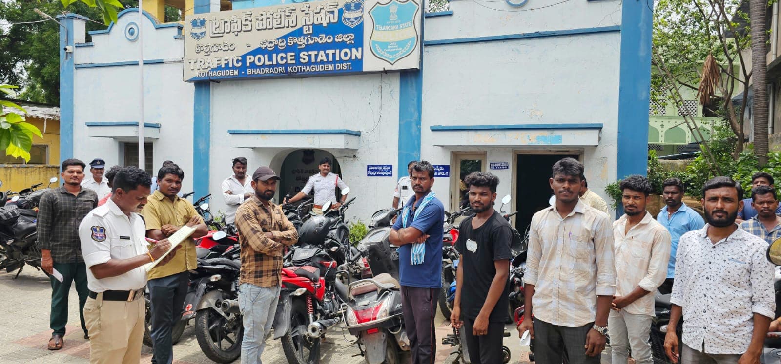 నంబర్‌ ప్లేట్ లేకుండా వాహనాలు నడిపితే క్రిమినల్ కేసులు