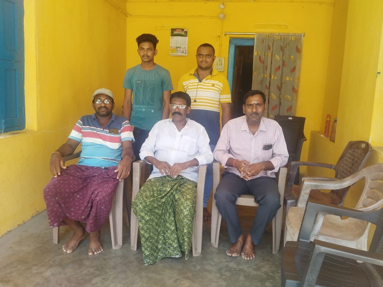 సుండ్రు కేశవ్ జ్ఞాపకార్ధంగా ఎన్నో ఏళ్లుగా పలు సేవా కార్యక్రమాల నిర్వహణ