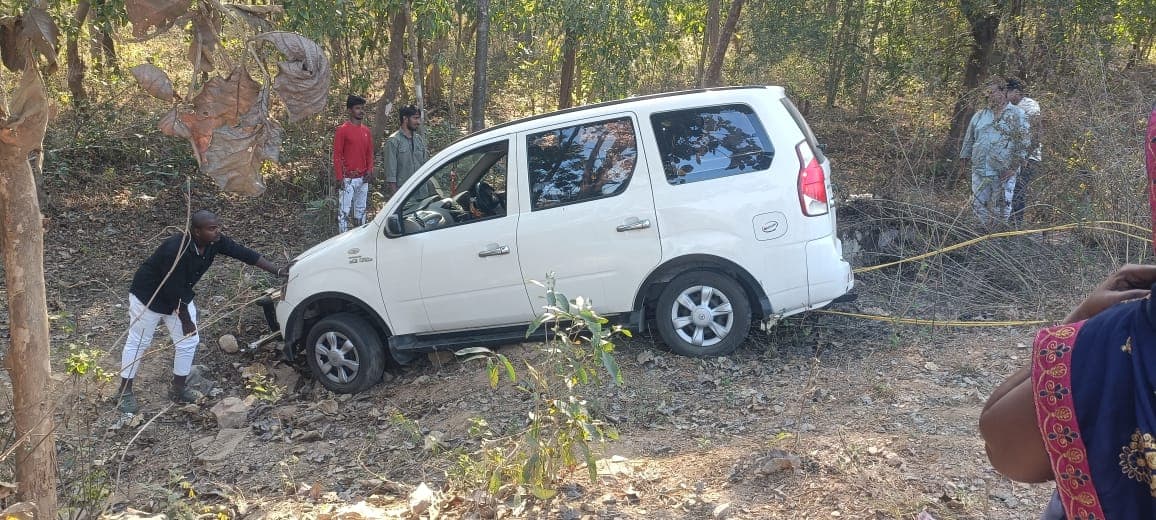 తృటిలో తప్పిన పెను ప్రమాదం