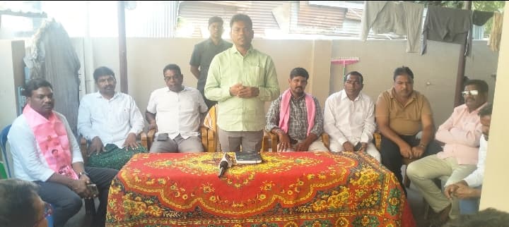 వంద రోజుల మాట పాయె.. పదనాలుగు మాసాలు ఆయే..
