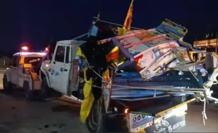 రాజస్థాన్లో ఘోర రోడ్డు ప్రమాదం.. 11 మంది మృతి